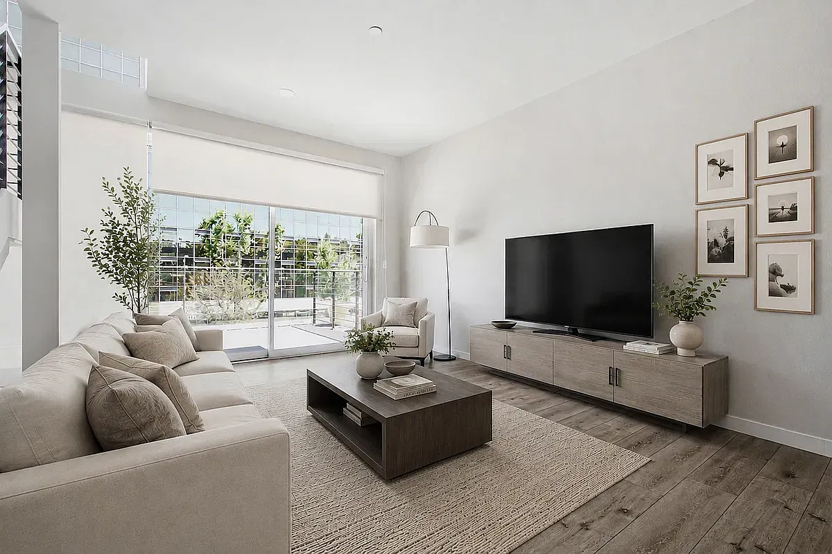 2 bed, 2.5 bath, 1086 sqft, $4,650 — Photo 1