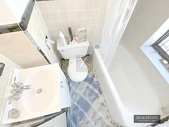 Rented by ZealEstate Group Inc