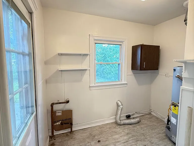 1105 Beecher St — Photo 10