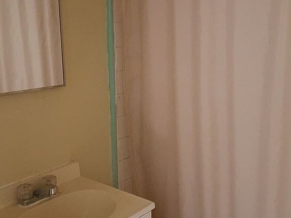 4th image of 14602 Blythe St APT 10