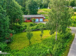 19120 Elnora Ln, Eagle River, AK 99577