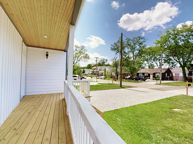 5909B Carl Pl — Photo 36