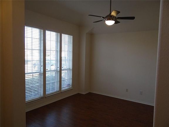 4th image of 2605 Cross Haven Dr