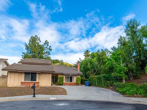 3rd image of 272 Cloudcrest Ct
