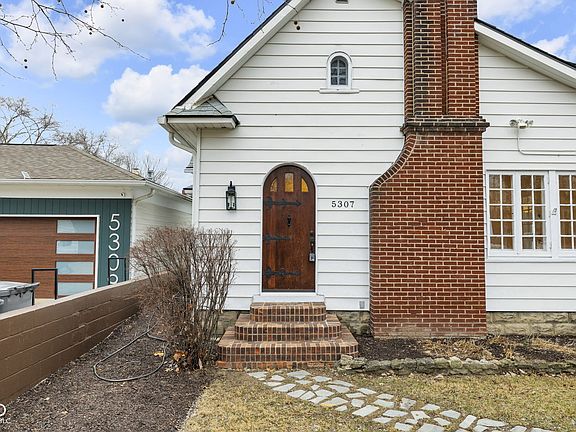 4th image of 5307 E Pleasant Run Parkway South Dr