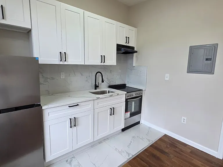 276 Broadway #1 — Photo 4