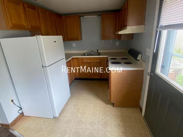 2412 Western Ave APT V