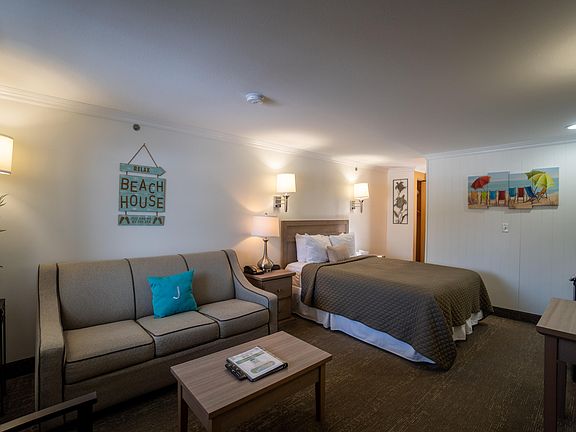 2nd image of 733 Post Road #212