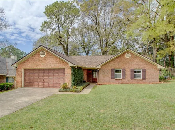 3410 Lakewind Dr, Mobile, AL 36695