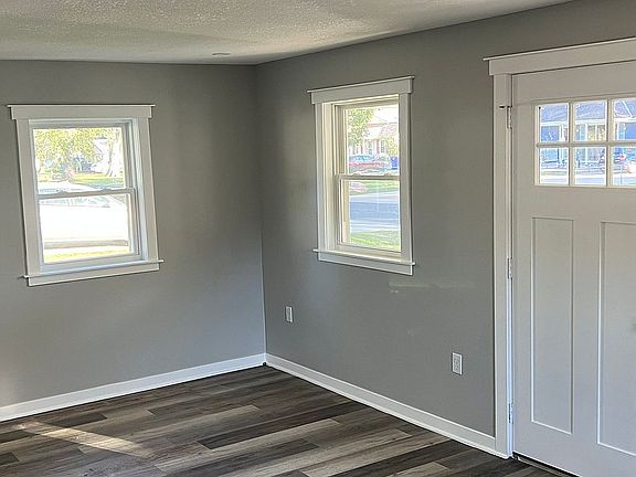 2nd image of 501 Newton St