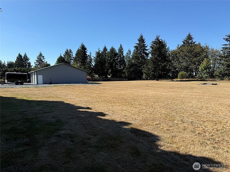 4th image of 28605 26th Avenue E