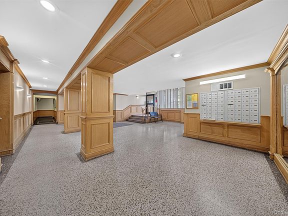 3rd image of 144-60 Gravett Rd, #1D