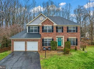7724 Roseberry Farm Dr, Manassas, VA 20111