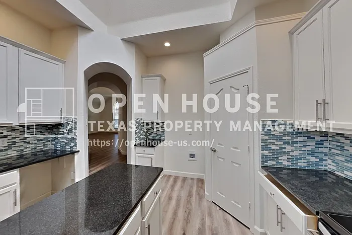 4307 Trailridge Dr — Photo 7