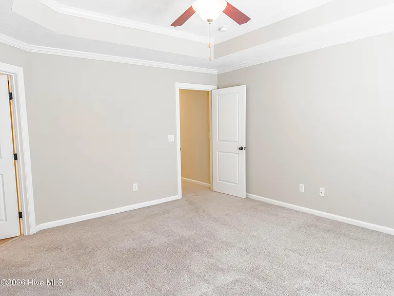1945 Kenlock Dr — Photo 15