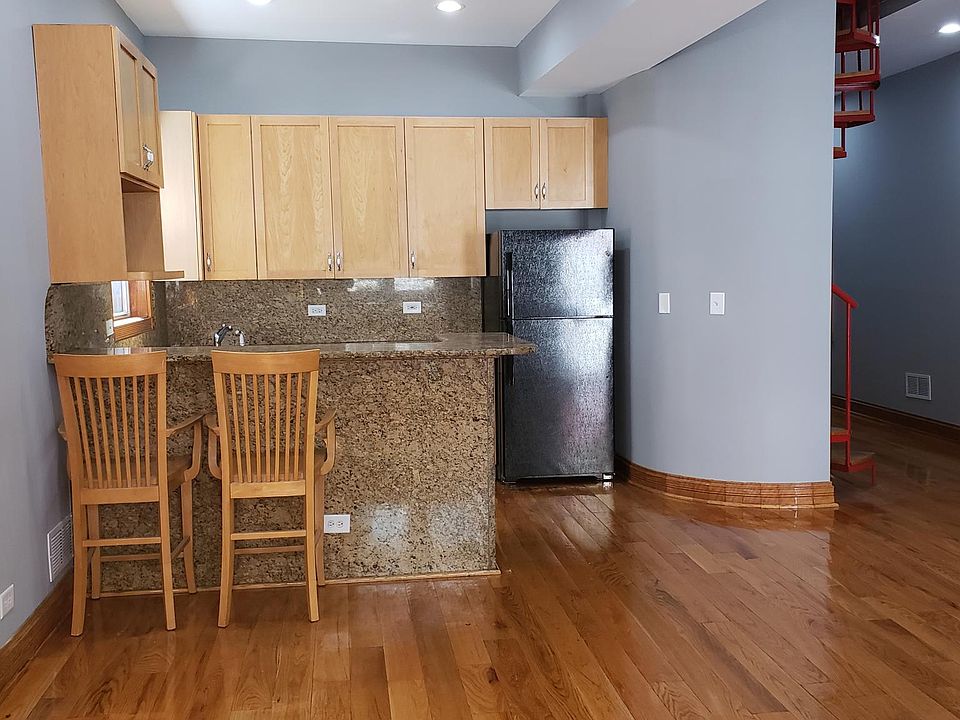 1st image of 1-1848 N Richmond St #1