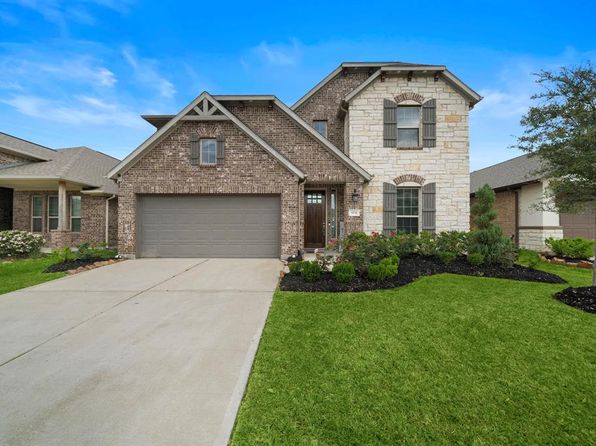 3831 Fleetwood Falls Ln