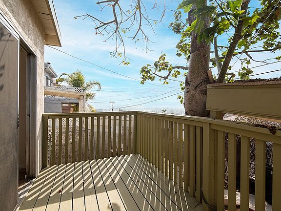 2nd image of 3660 Princeton Ave