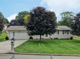 215 Rhine St SW, Sugarcreek, OH 44681
