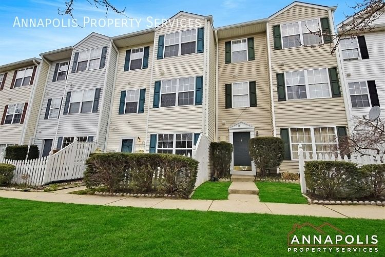 1st image of 50I Ironstone Ct