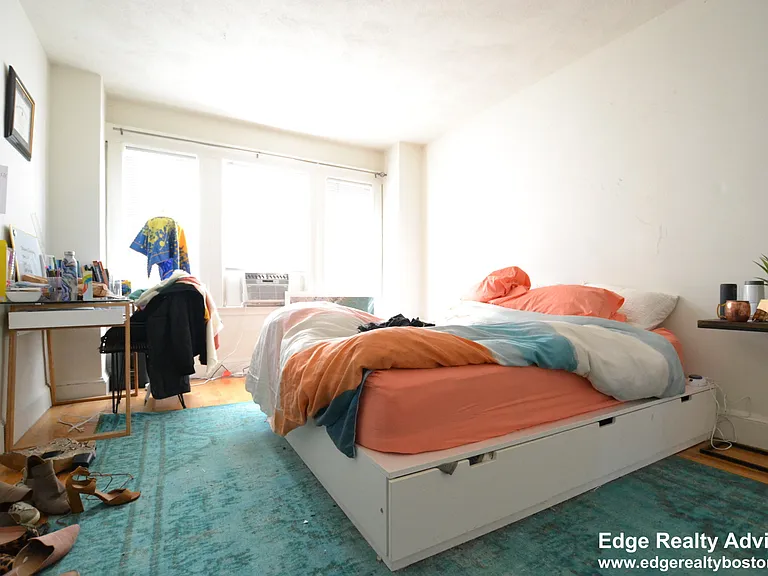 63 Euston Rd #2 — Photo 7