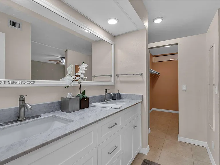 2930 SW 87th Ter #1814 — Photo 24