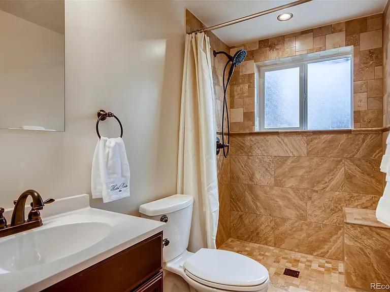 6054 Allison St — Photo 14