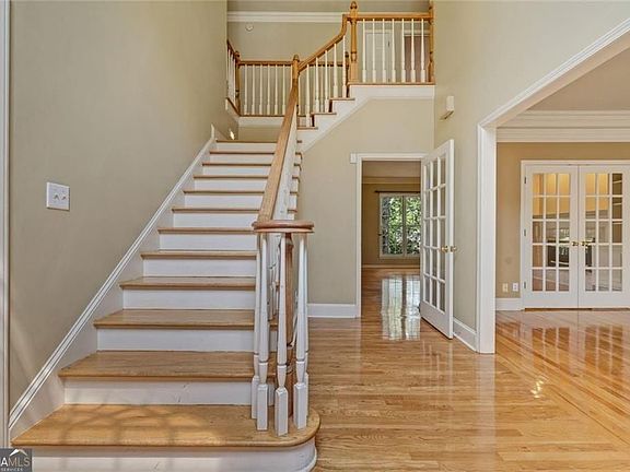 3rd image of 5044 Chapel Lake Cir