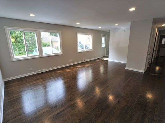 3rd image of 6742 N Newgard Ave Unit D