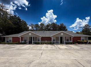 4003 SW 27th St APT 15, Gainesville, FL 32608