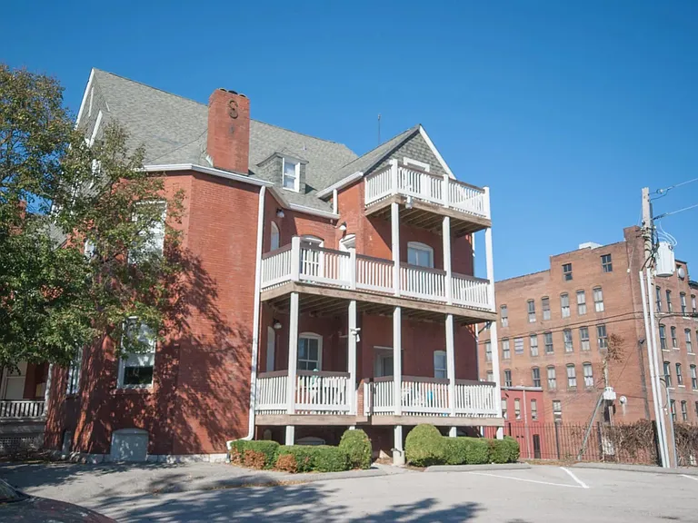 1520 S Grand Blvd — Photo 23