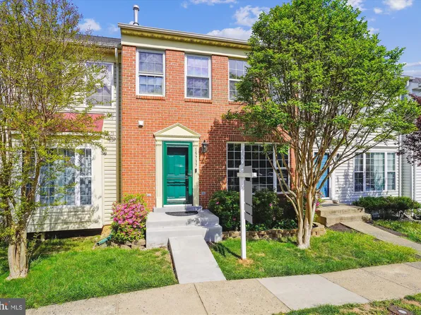 15737 London Pl, Dumfries, VA 22025