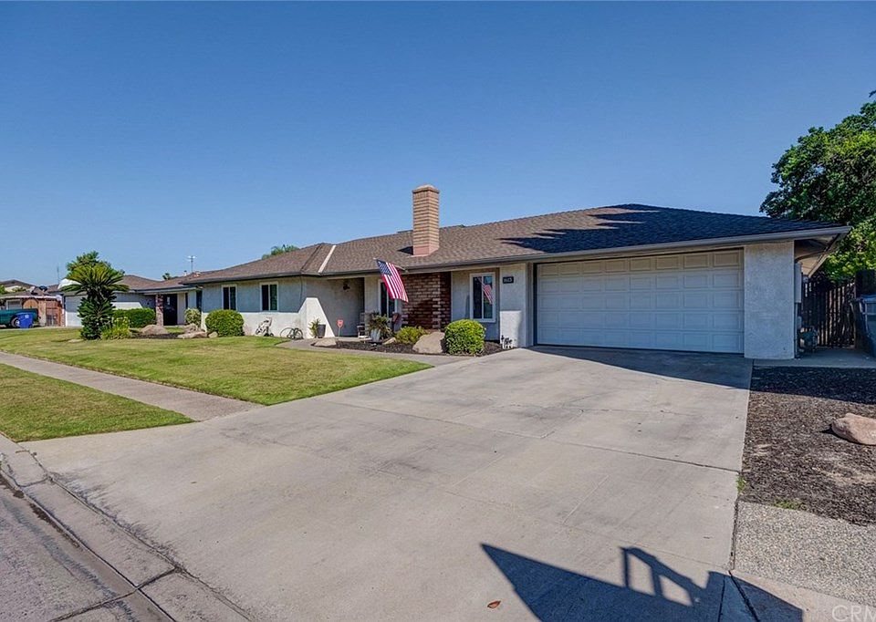 1st image of 1613 Riverview Dr