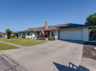 1613 Riverview Dr, Madera, CA 93637