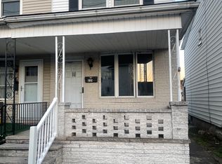 221 N Nice St, Frackville, PA 17931