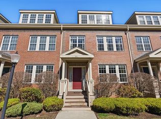 2 Powder Mill Sq #2B, Andover, MA 01810