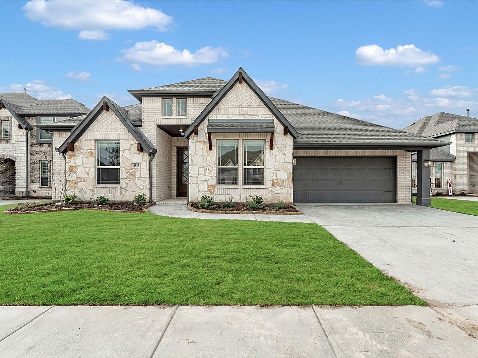 1st image of 16913 Mirador Way