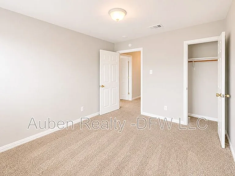 434 Chestnut Ln — Photo 19