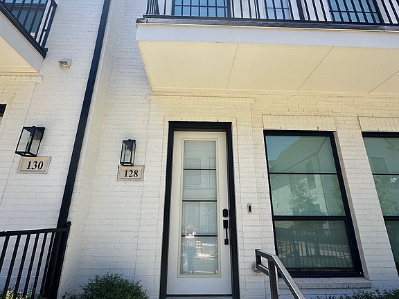 2nd image of 128 Garden Ct W