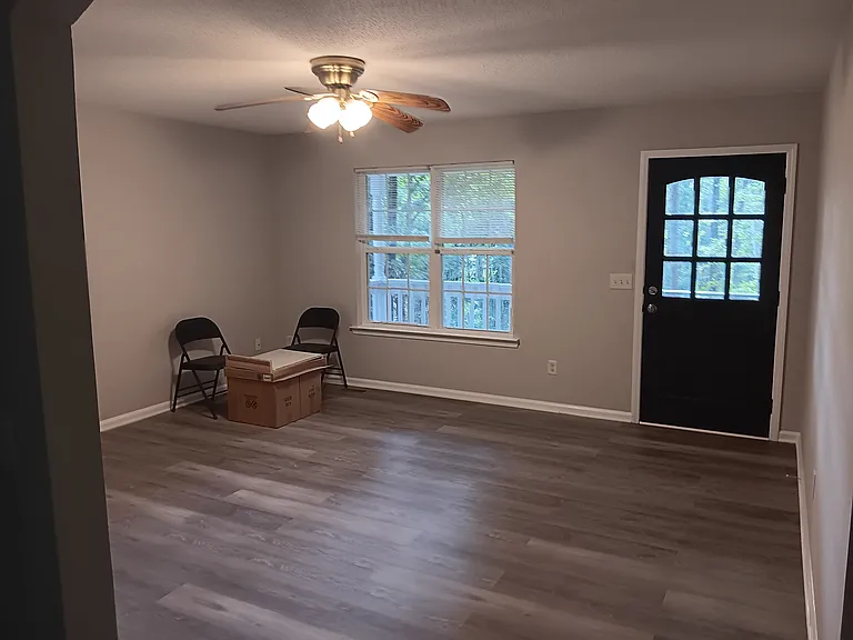 124 Tradewinds Rd — Photo 5