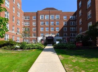 19201 Van Aken Blvd APT 508, Shaker Heights, OH 44122
