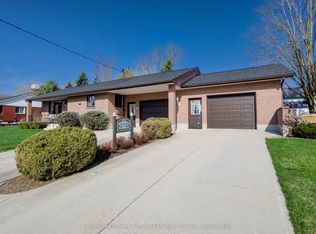 4 Park St W, Minto, ON N0G1M0