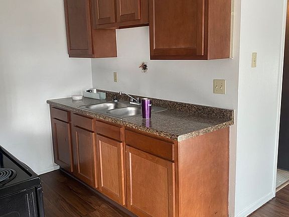 4th image of 1832 Sunset Ave APT 43