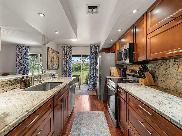 5250 Sapphire Valley — Photo 16