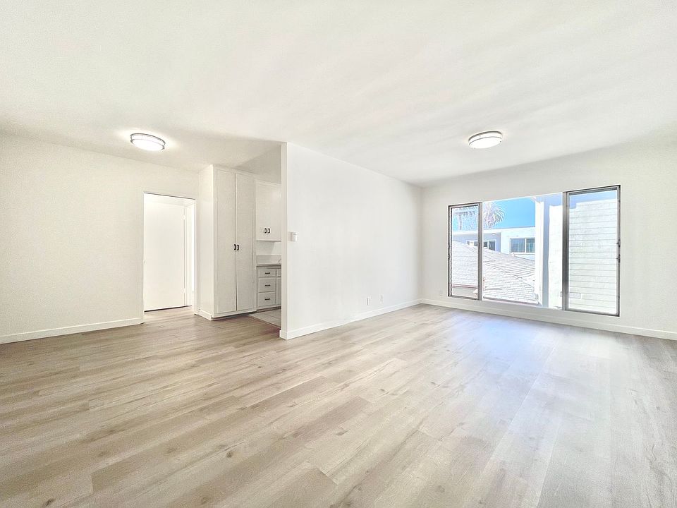 1st image of 1333 11th St APT 10