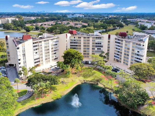 6921 Environ Blvd APT 6R, Lauderhill, FL 33319