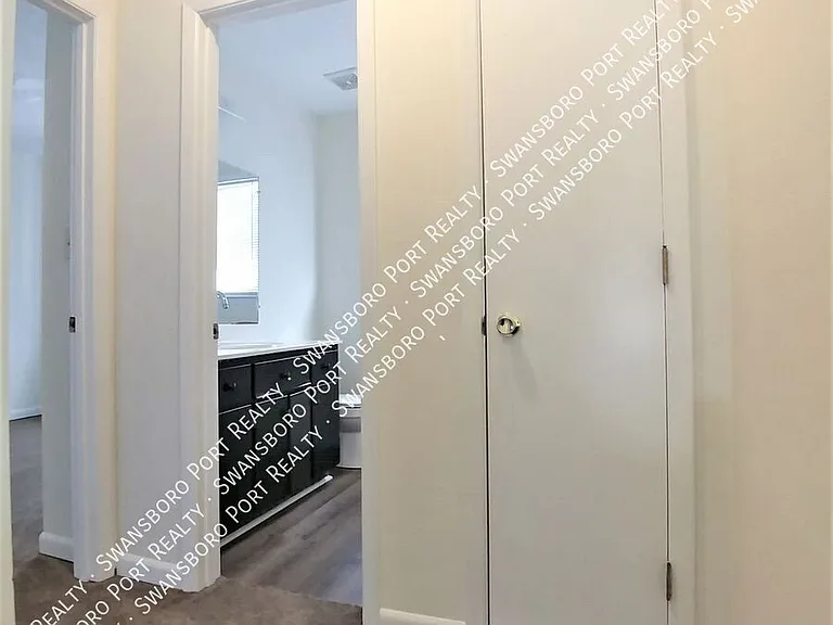 13 Port West Ct #C — Photo 10