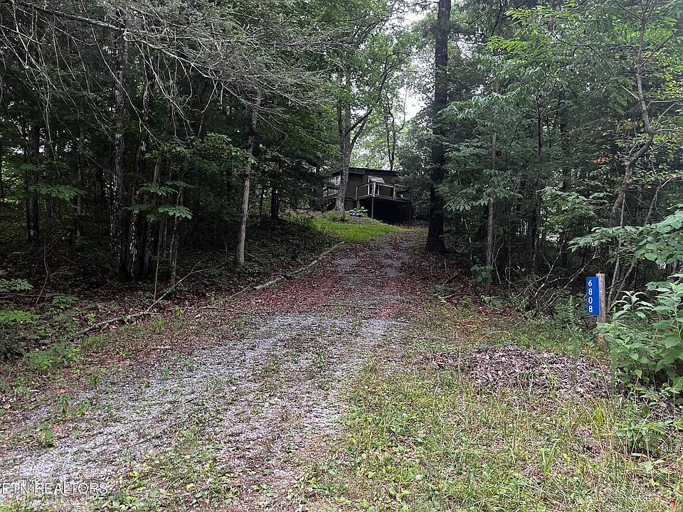 1st image of 6808 Holiday Dr
