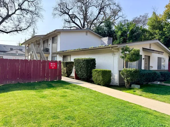 317 W School Ave #1, Visalia, CA 93291