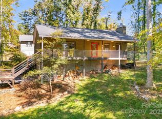98 Clarks Chapel Rd, Weaverville, NC 28787